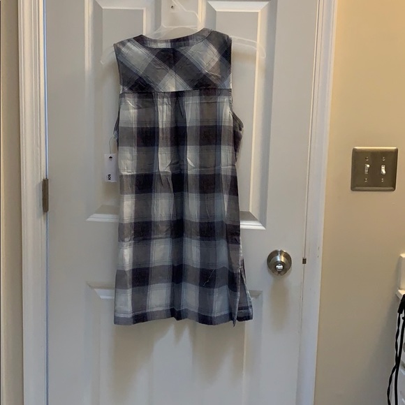 Maternity top - Picture 2 of 2